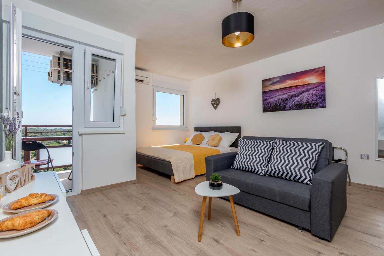 Apartman Vita Pula Ngoại thất bức ảnh