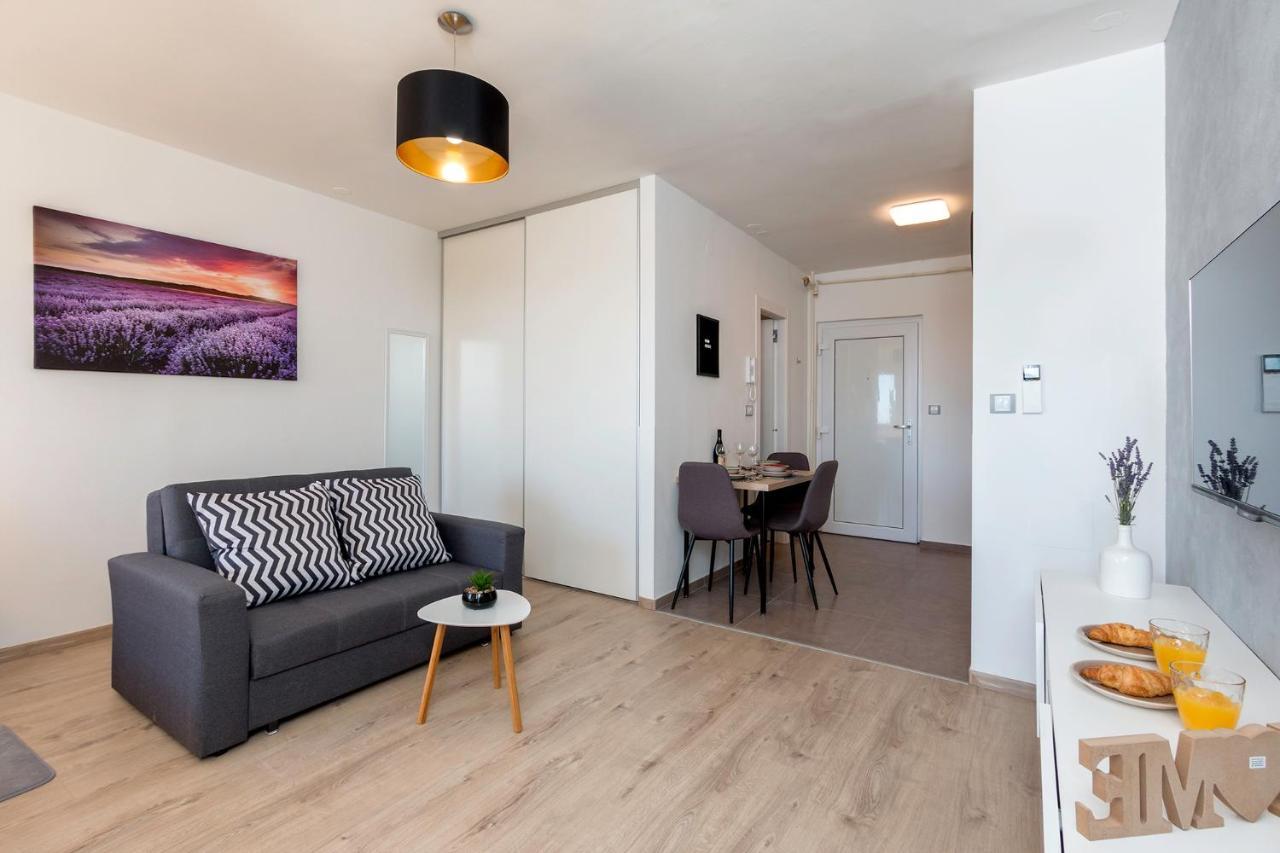 Apartman Vita Pula Ngoại thất bức ảnh